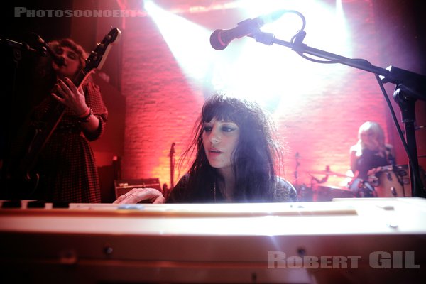 DEATH VALLEY GIRLS - 2022-05-31 - PARIS - Supersonic - Bonnie Bloomgarden - Samantha Westervelt - Rikki Styxx